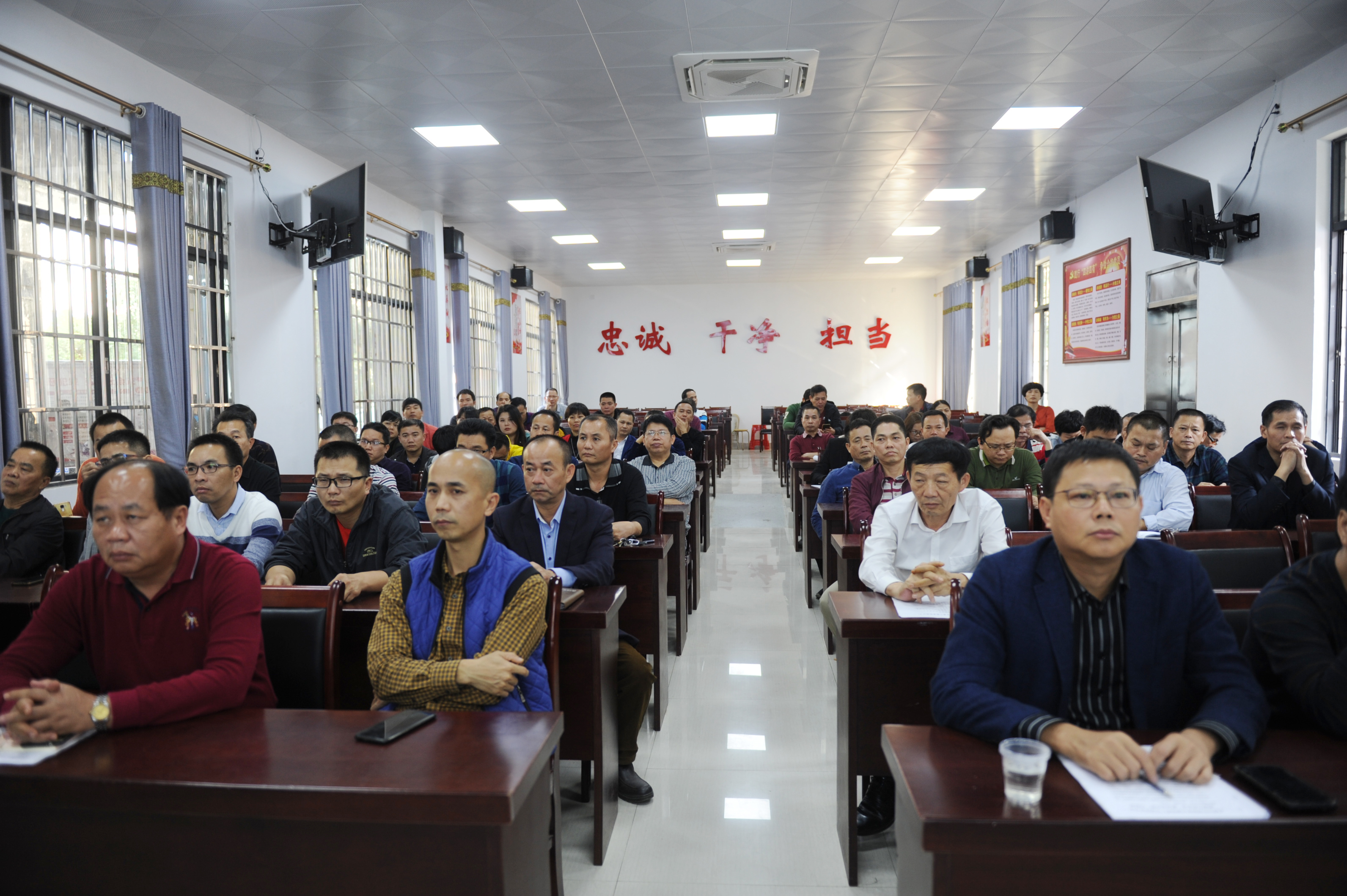 雷州市教育局新项目推动教育现代化，培育未来人才新篇章开启