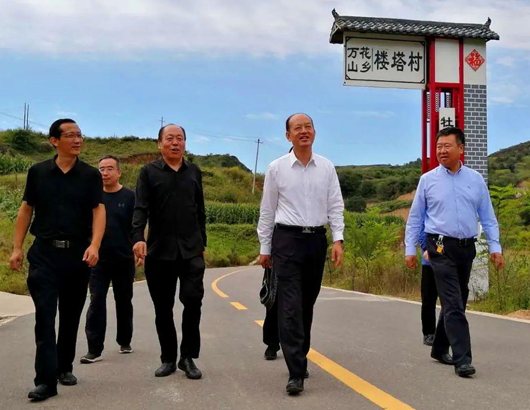 王家沟村乡村道路升级改造带来新生活新希望